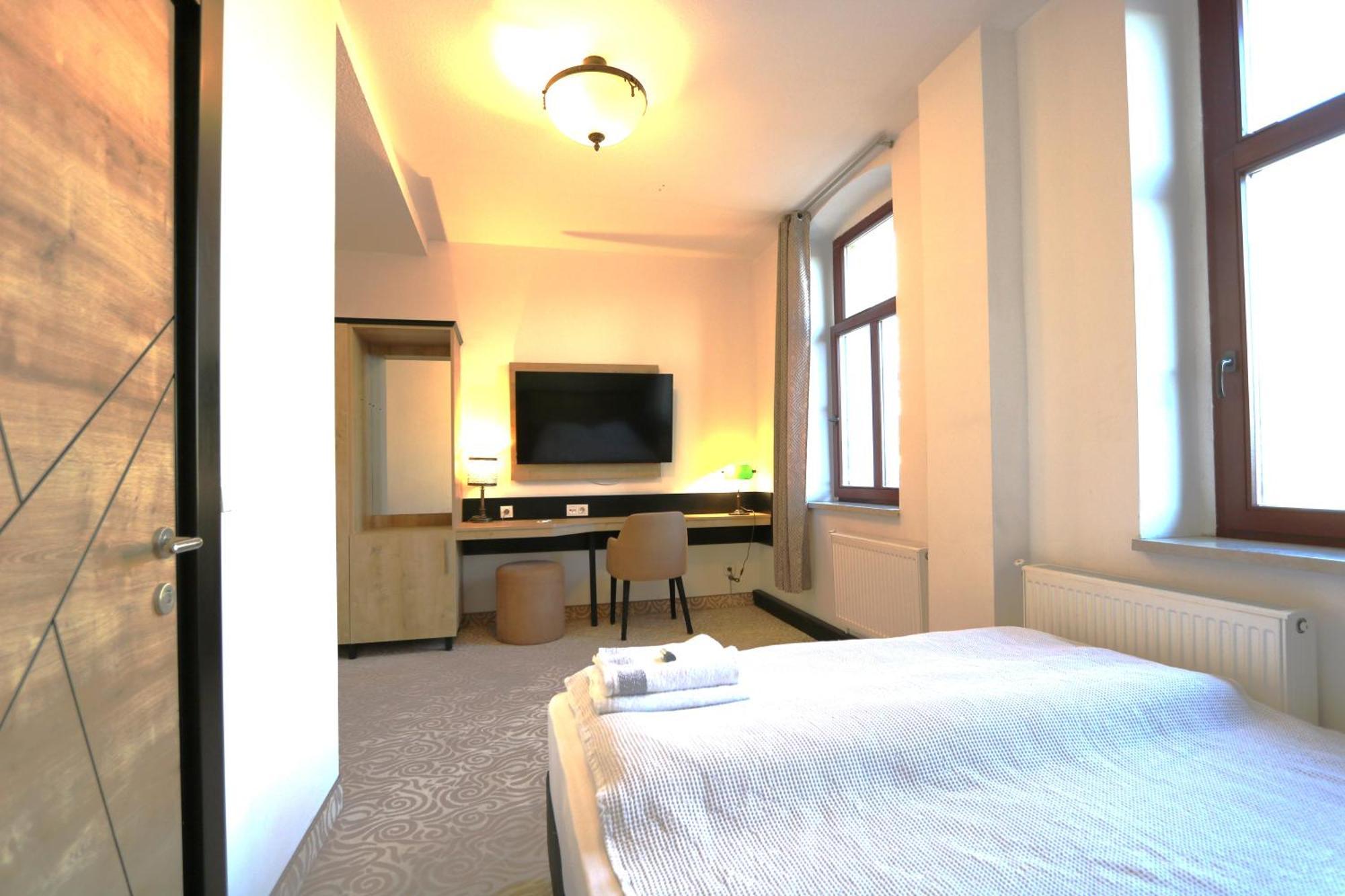 Hotel Am Fluss Saale Weißenfels Zewnętrze zdjęcie